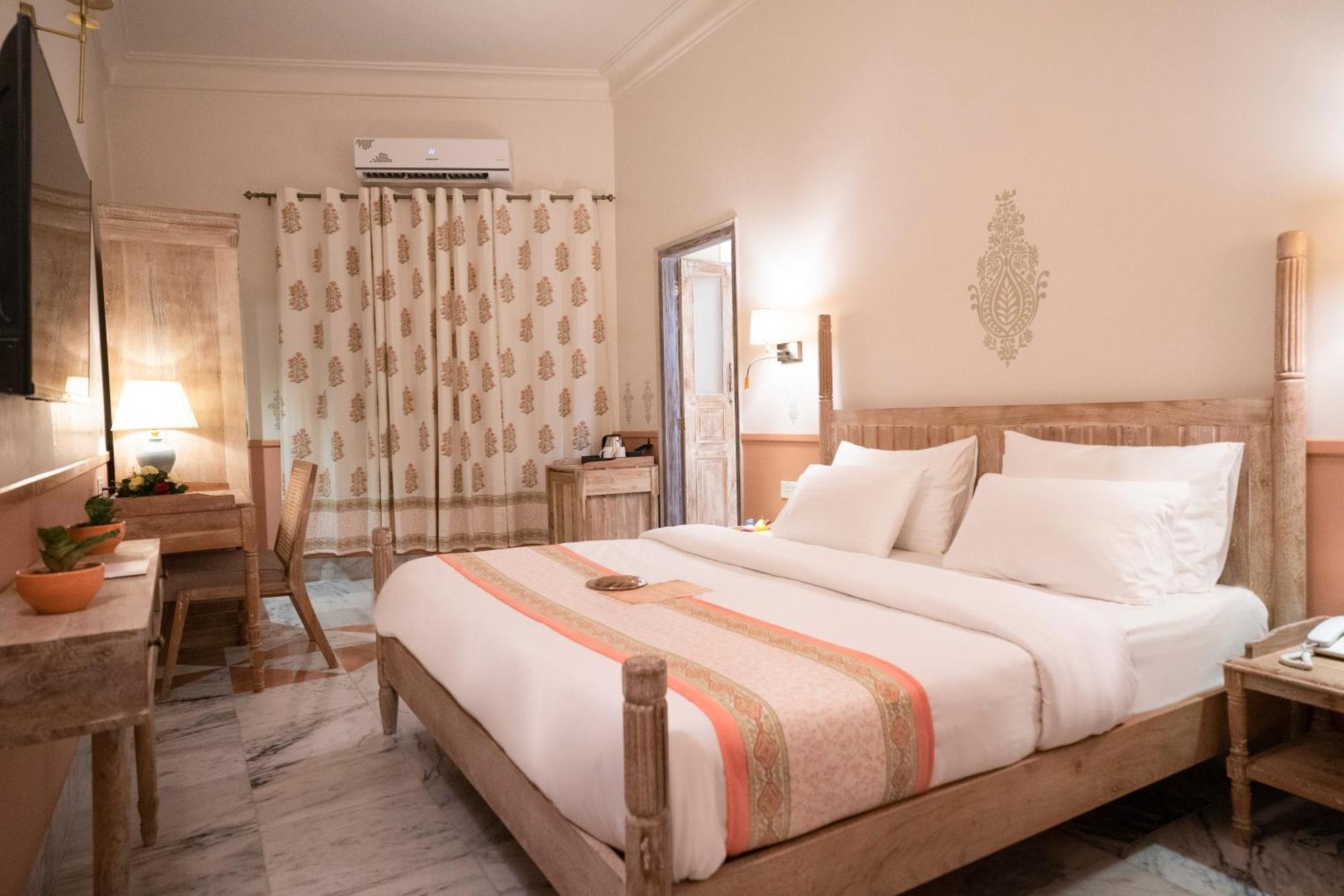 Dev Mahal - A Boutique Heritage Hotel Dźajpur Zewnętrze zdjęcie