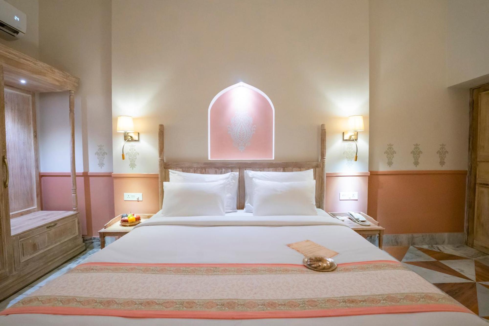Dev Mahal - A Boutique Heritage Hotel Dźajpur Zewnętrze zdjęcie