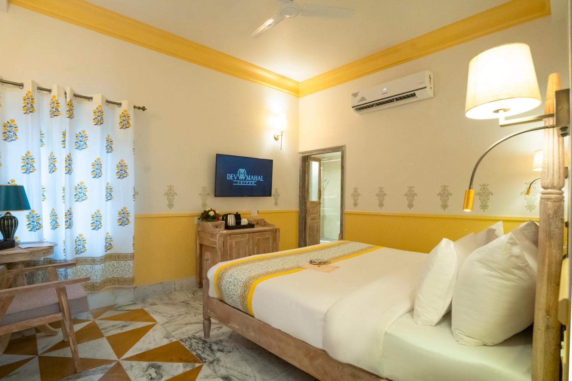 Dev Mahal - A Boutique Heritage Hotel Dźajpur Zewnętrze zdjęcie