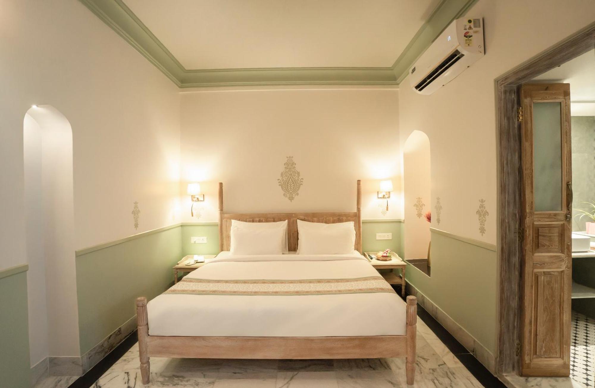 Dev Mahal - A Boutique Heritage Hotel Dźajpur Zewnętrze zdjęcie