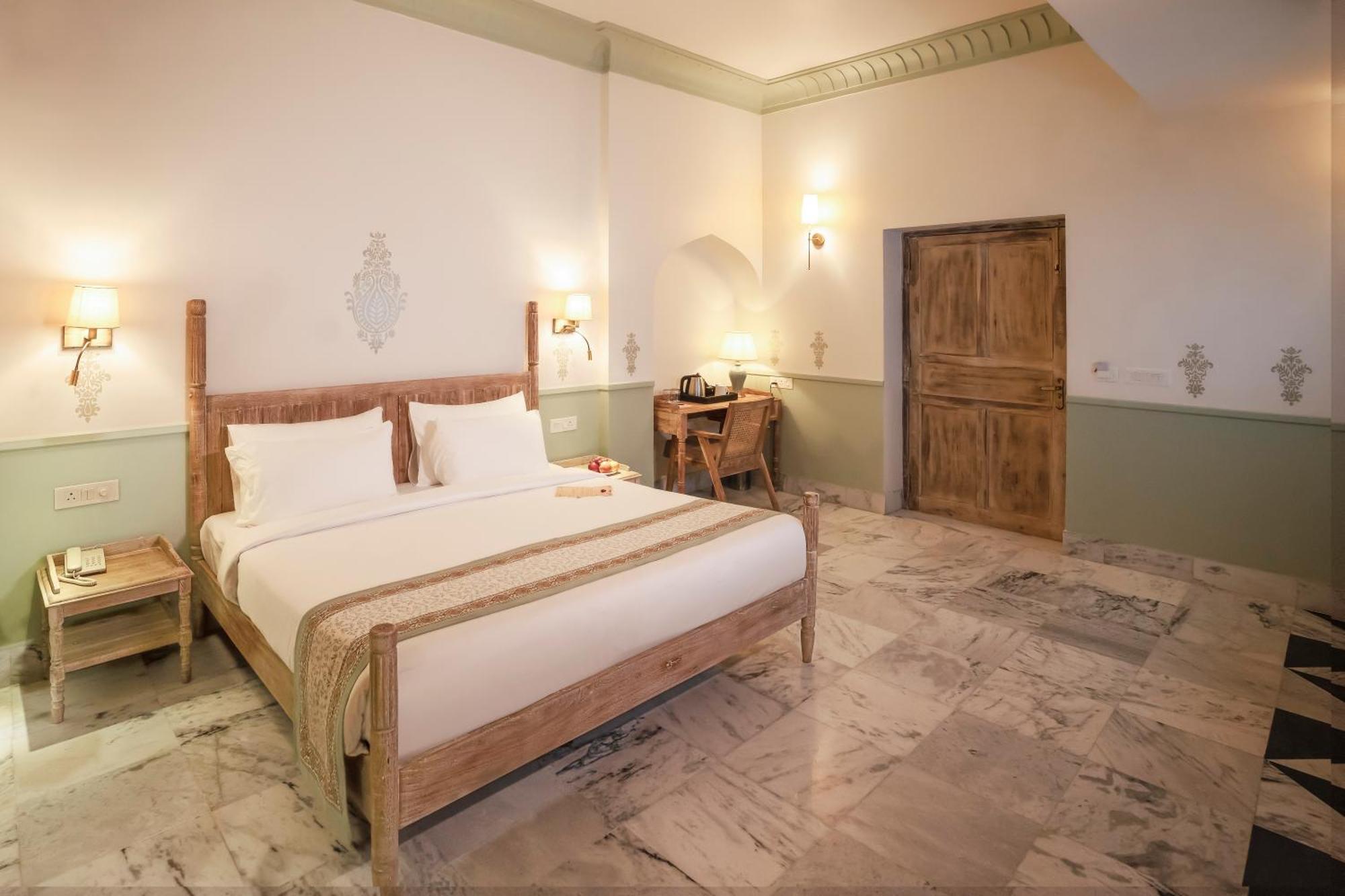 Dev Mahal - A Boutique Heritage Hotel Dźajpur Zewnętrze zdjęcie