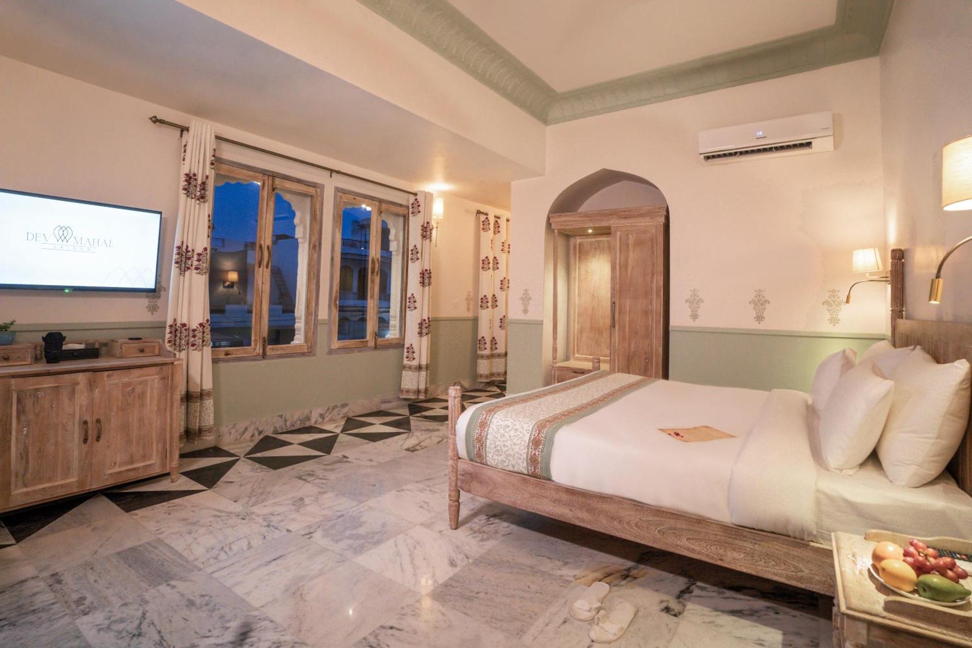 Dev Mahal - A Boutique Heritage Hotel Dźajpur Zewnętrze zdjęcie